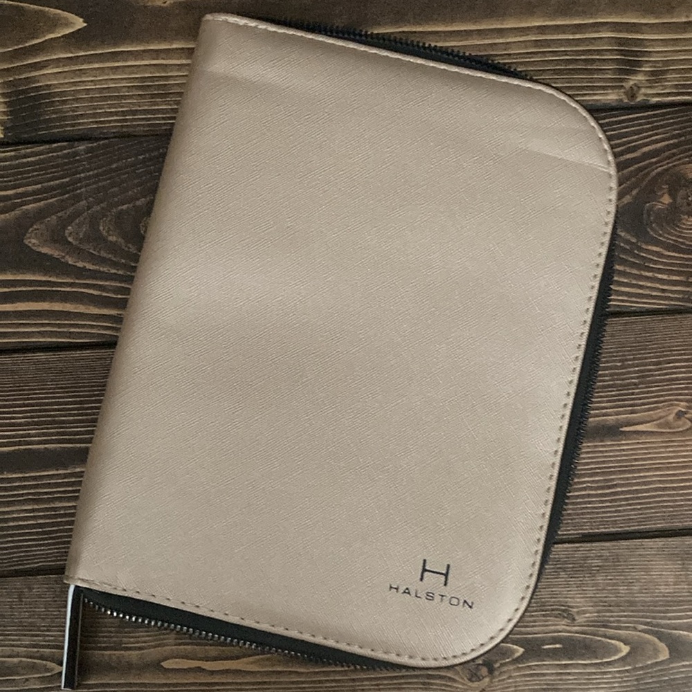 Halston Travel Jewelry Organizer Portfolio
